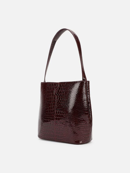 Phoebe Shoulder Bag - Cherry